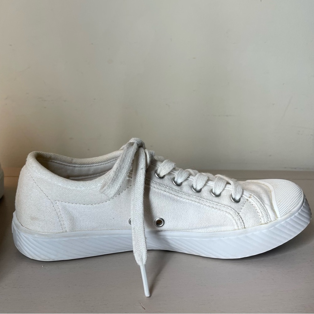 Palladium Pallapheonix OG White Canvas Sneakers 6 Women’s